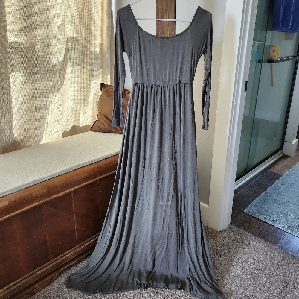 Elegant Off-shoulder Olive Long Sleeve Maternity Maxi Dress, Size L, Made in USA